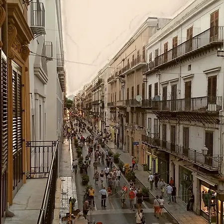 Dimora Bellini - Residenza D'epoca 2*