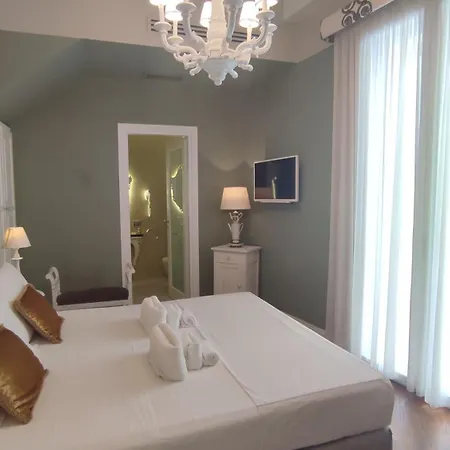 디모라 벨리니 럭셔리 룸스 앤 브렉퍼스트 B&B 2*