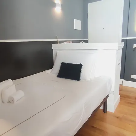 Dimora Bellini - Residenza D'epoca 4*