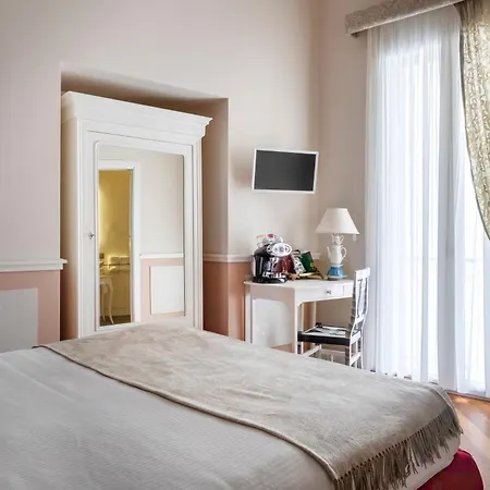 Dimora Bellini - Residenza D'epoca B&B 팔레르모
