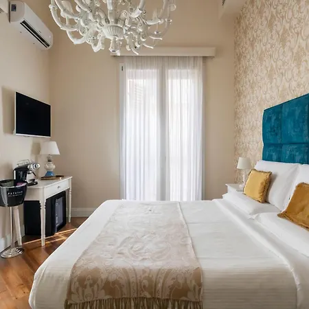 Dimora Bellini - Residenza D'epoca B&B 4*