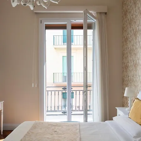 B&B Dimora Bellini - Residenza D'epoca 4*