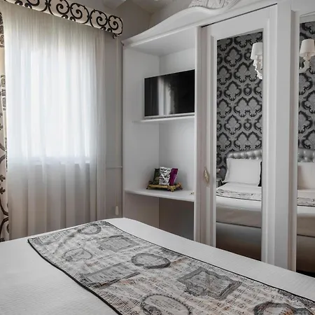 Dimora Bellini - Residenza D'epoca 4* 팔레르모