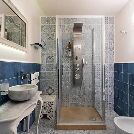 B&B Dimora Bellini - Residenza D'epoca 4*
