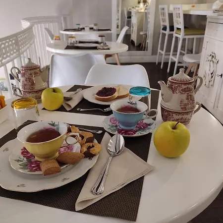 Dimora Bellini - Residenza D'epoca Bed & Breakfast 2*