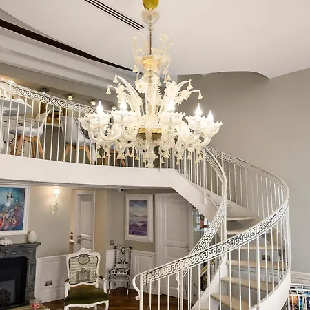 Dimora Bellini - Residenza D'epoca Bed & Breakfast 2*