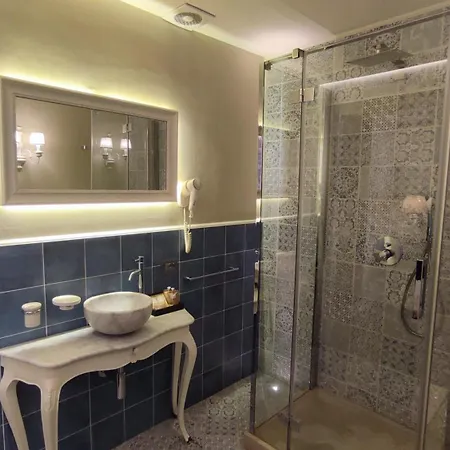 Bed & Breakfast Dimora Bellini - Residenza D'epoca 2*