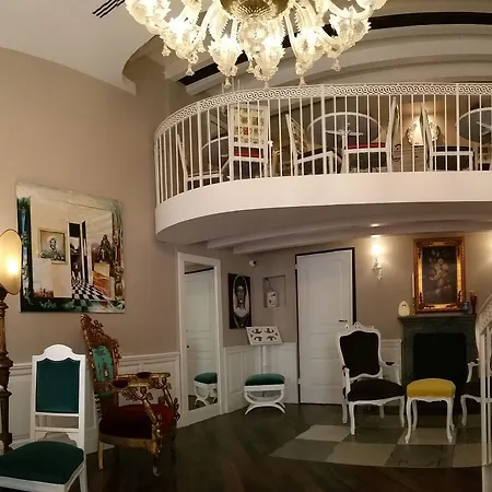 ベッド・アンド・ブレックファスト Dimora Bellini - Residenza D'epoca 4*