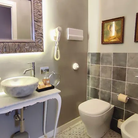 Dimora Bellini - Residenza D'epoca 4*